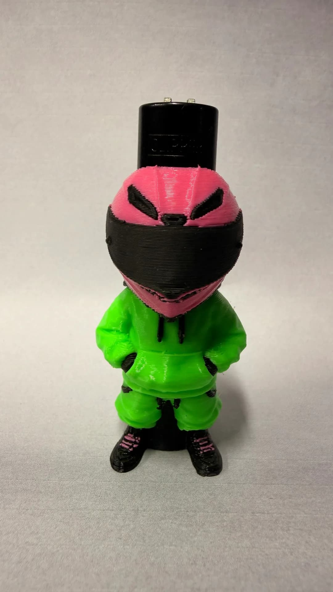 Pembe Kask Motorcu Clipper Çakmak – Street Koleksiyonu